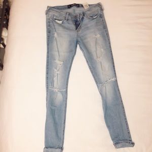 Hollister distressed skinny jeans